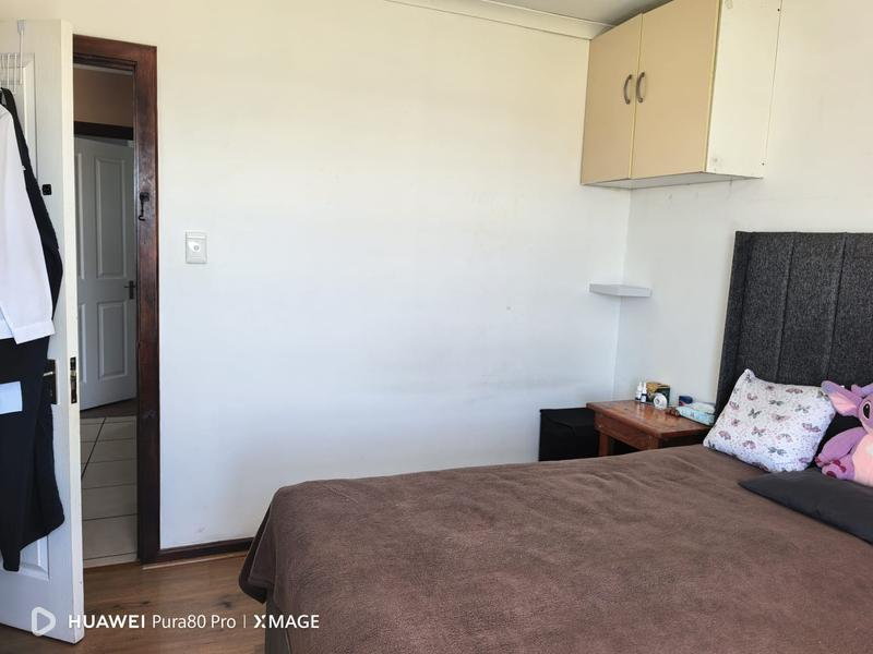 2 Bedroom Property for Sale in Heiderand Western Cape